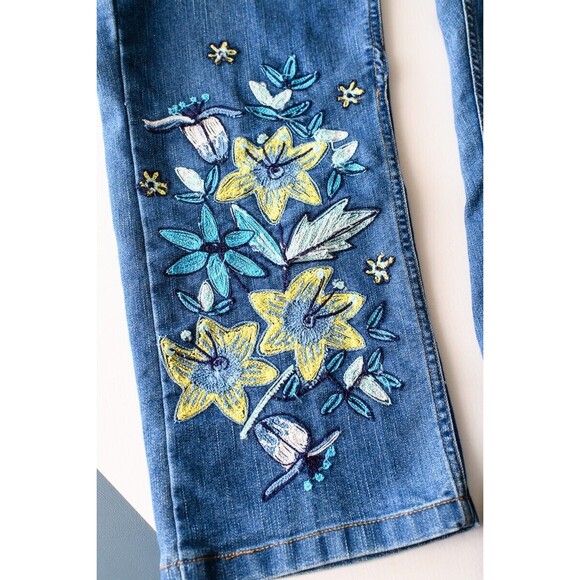 Northern Isles size 10 Women's Jeans Floral embroidered straight leg - Picture 11 of 11